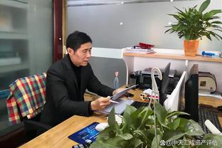 弗洛伦齐：莱奥不该错失这样的得分机会，欧联杯现在是我们的目标